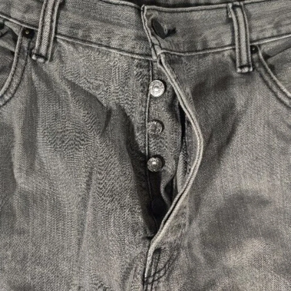 Levis 501 Jeans Mens 36x30 Gray Denim ‎ Button Fly Classic Straight American